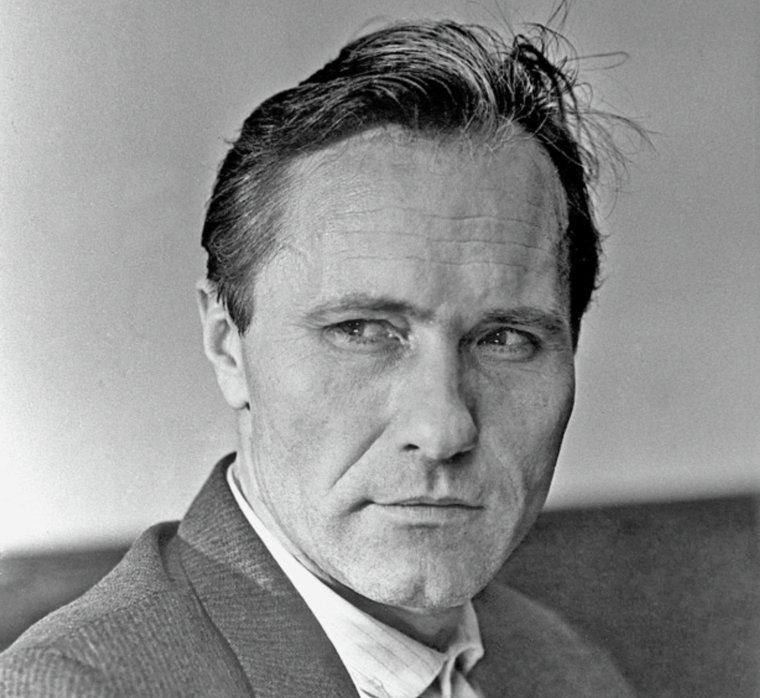 Родственники Василия Шукшина судятся за его недвижимость и авторские права