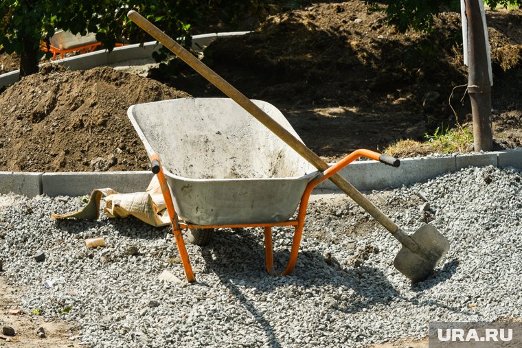 Власти Челябинска назвали срок завершения обновления сквера у Кардиоцентра