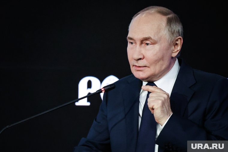 Путин: борьба идет не за территории, а за права людей, там живущих