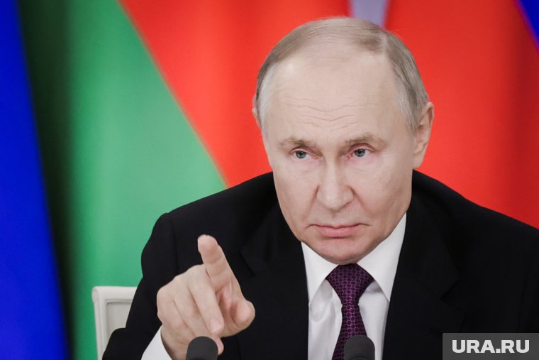 «Осторожный оптимизм»: политолог оценил переговоры Путина и Трампа