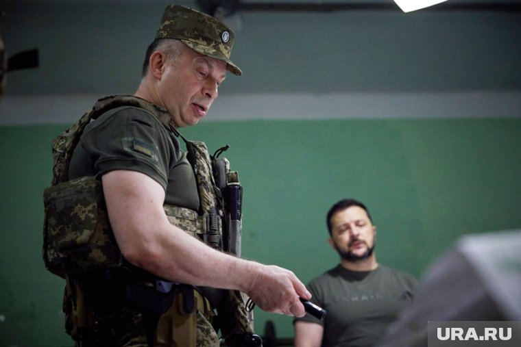 Сырский сообщил Зеленскому неприятные новости об обстановке на линии фронта