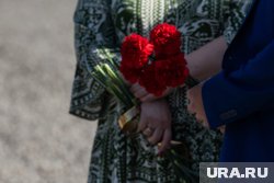 Панихида по убитому стороннику Трампа началась в США