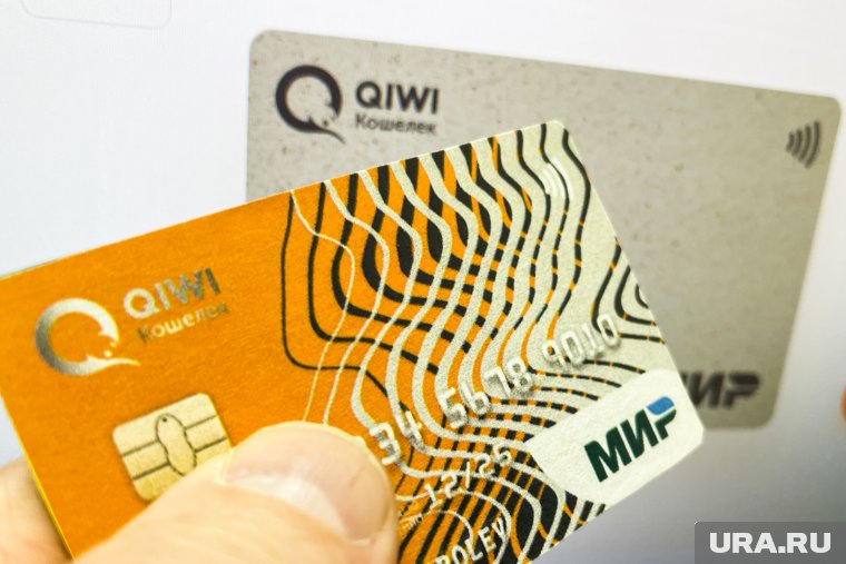 Банки принялись замораживать деньги россиян без уважительной причины