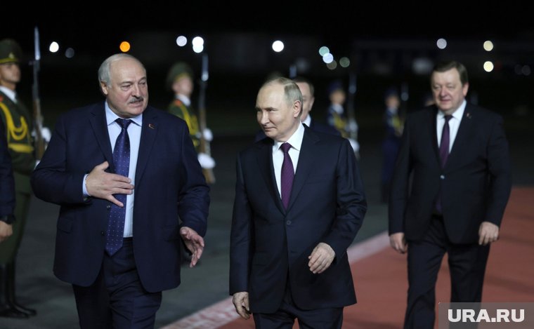 Путин одобрил размещение «Орешника» в Белоруссии: как Россия вооружает союзное государство