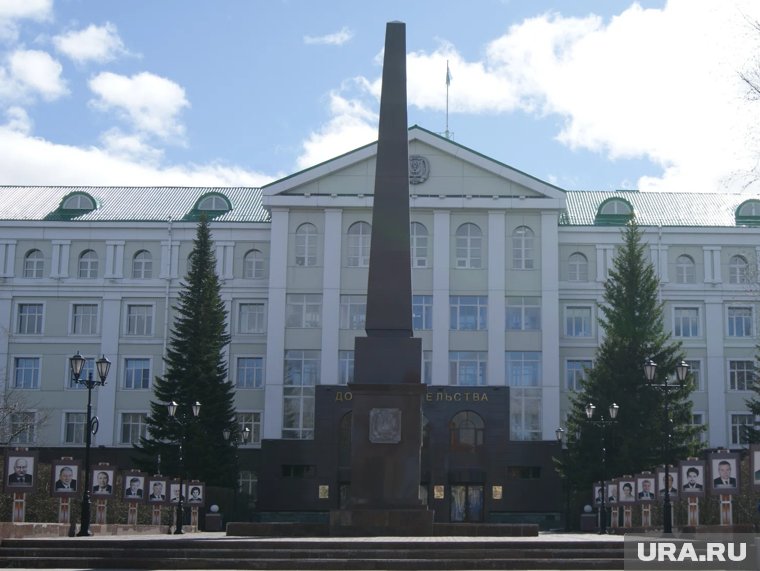 Кухарук добавил полномочий главе аппарата губернатора ХМАО