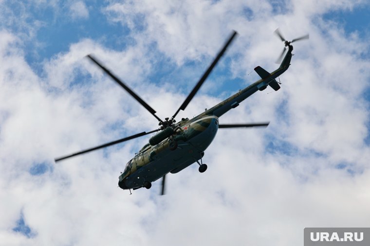 ВС РФ подняли в небо вертолеты из-за атаки БПЛА на Москву. Видео