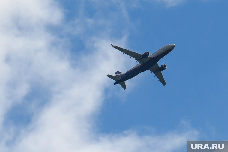 Пять аэропортов России временно закрылись