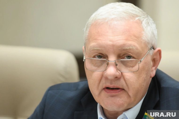 «Зоопарк охраняется дороже»: в Екатеринбурге депутат возмутился низким финансированием школ