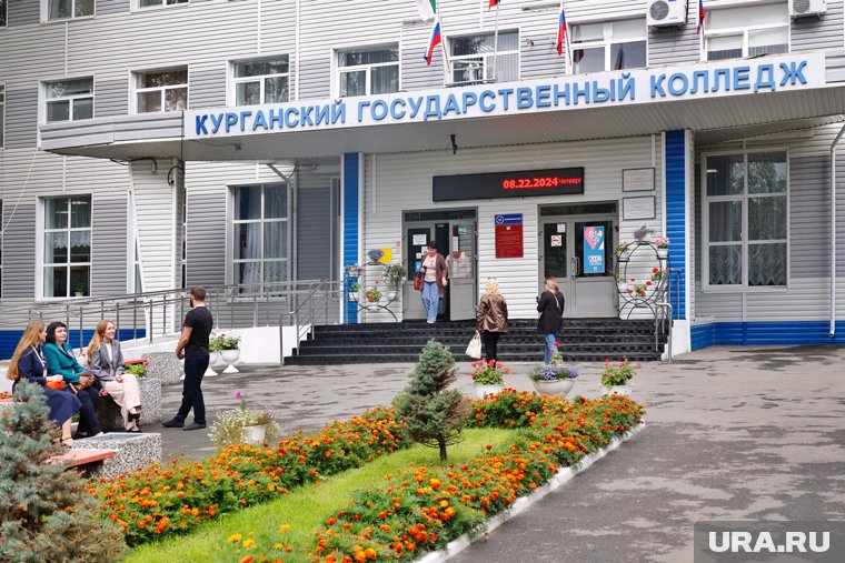 Губернатор Шумков заявил, что курганские выпускники хотят учиться в техникумах