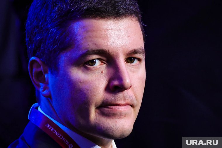 Артюхов обозначил приоритетные для региона задачи сенатору от ЯНАО Ситникову