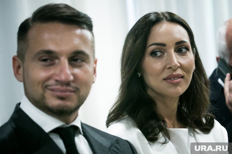 Самые громкие разводы Года Семьи: измены мужа Алсу, дележ Wildberries и переезд Shaman в гостиницу