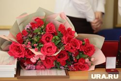 Директор курганской школы Еланцева получила награду от правительства