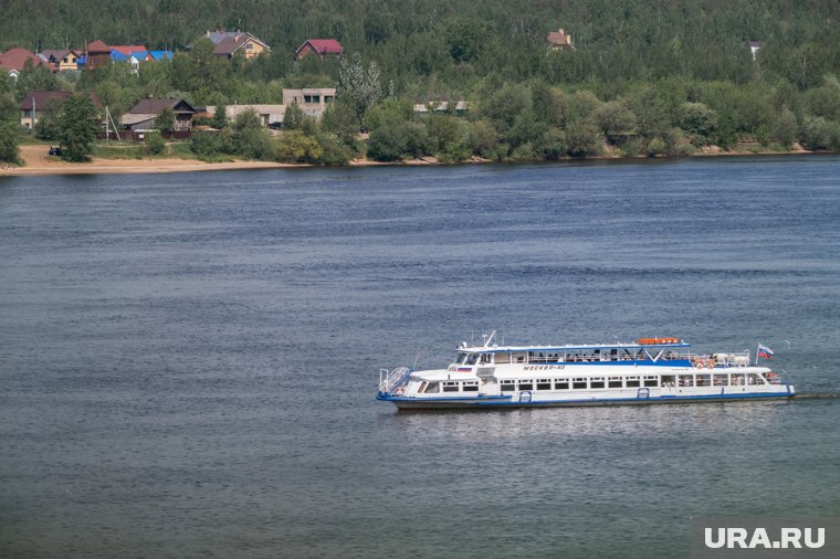 «Давление, а не вирус»: от пассажиров теплохода, где произошло массовое отравление, скрывали болезнь экипажа