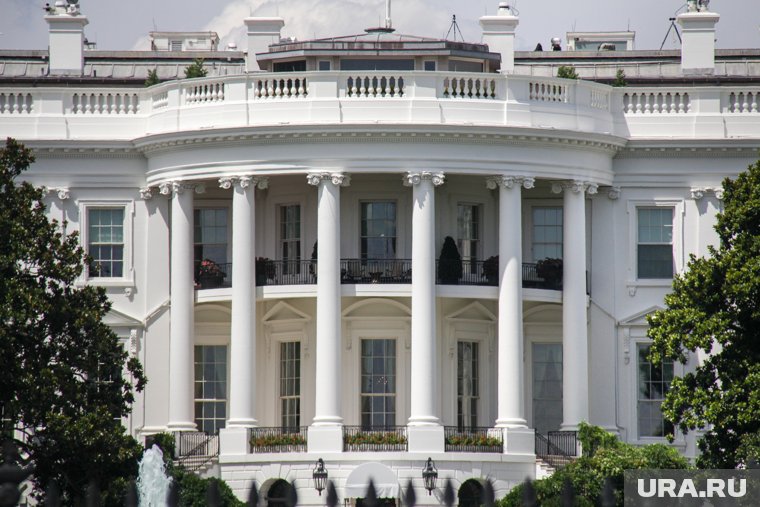 WSJ: США заставят Киев пойти на сделку с Россией используя рычаг давления