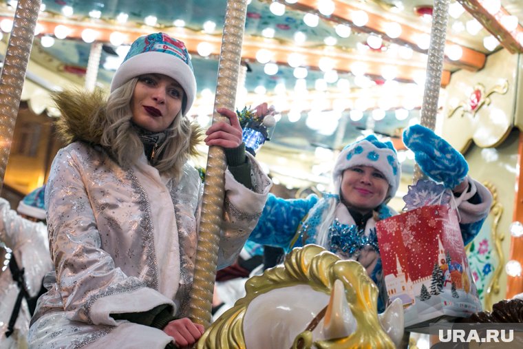 Мудрые предсказания на Новый год: 100 идей развлечь гостей и коллег