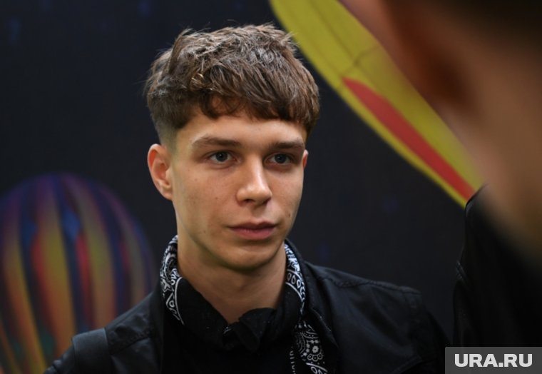 «От съемок к казарме»: как Калюжный шесть лет скрывался от армии и чем это закончилось