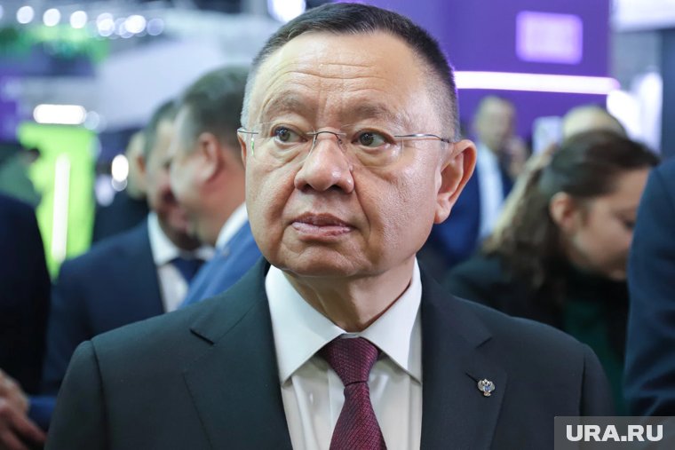 Глава Минстроя доложил Путину о готовности к зиме