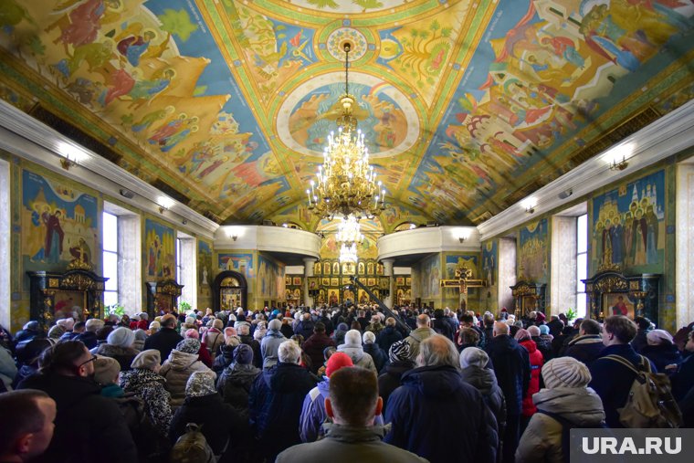 Как правильно выйти из поста: мнение священника и диетолога