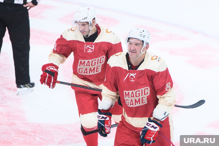«Запомнится надолго»: как Екатеринбург на вечер стал столицей мирового хоккея. Фото, видео
