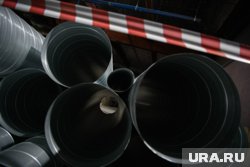 Перед пожаром на трубах в Кургане заметили подростков. Фото