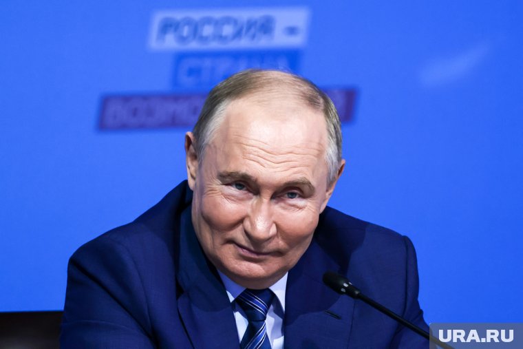 Путин заявил, что Россия будет продолжать испытания новой ракеты «Орешник»