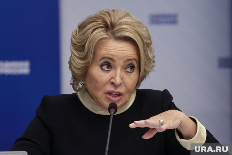 Матвиенко пожаловалась, что молодые учителя зарабатывают меньше доставщиков пиццы