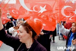 В Турции вспыхнули антиправительственные беспорядки, начались стычки с полицией: онлайн-трансляция