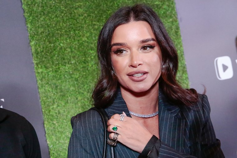 Как вести себя после развода: объясняет психолог на примере Бородиной