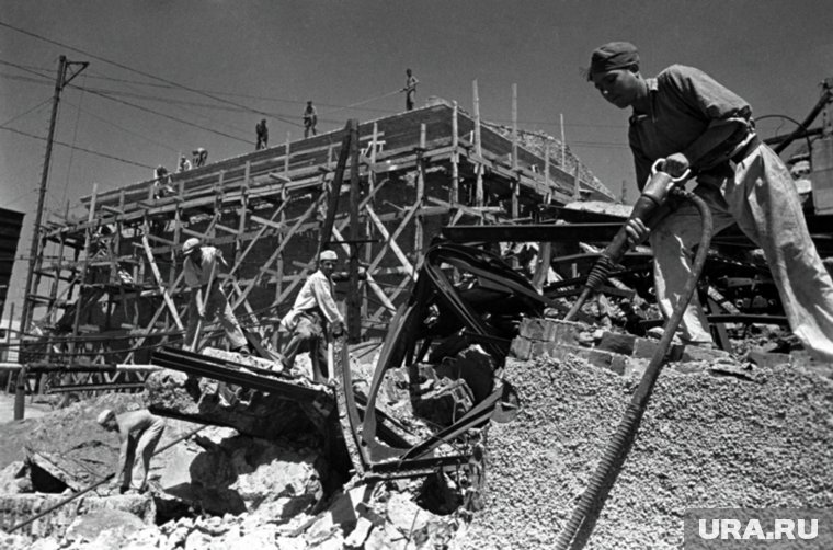 Сколько СССР потратил на восстановление после Великой Отечественной войны: перерасчет на современные день...