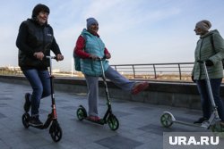 Самокатчиков могут обязать оплачивать страховку