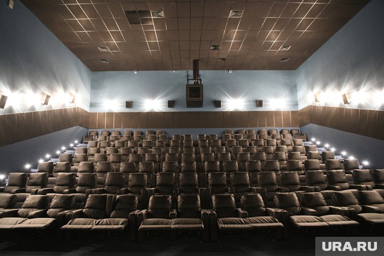 Топ-10 российских фильмов и сериалов к Рождеству