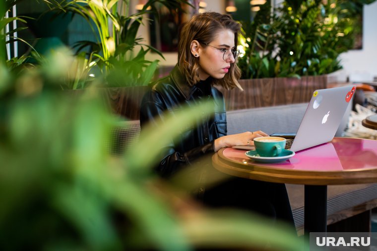 С помощью Госуслуг упростят подписание и получение документов