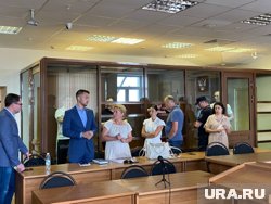 Плакали и кричали о любви: фоторепортаж с приговора экс-сотрудников ребцентра «Титан» в Перми