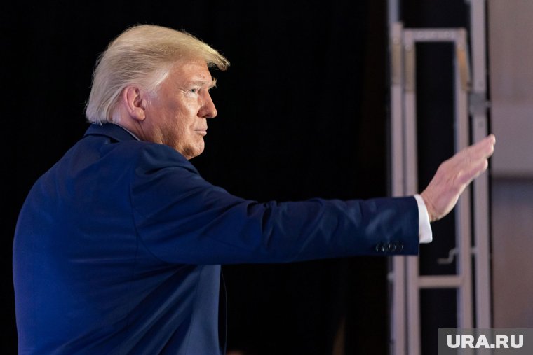 Обвинения в разврате и потеря миллионов: как развивался конфликт Трампа и Маска