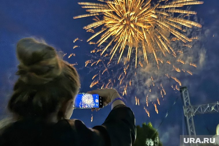 Ганвест устроил музыкальный фейерверк в Кургане под хиты «Никотин» и «Кайфули». Видео