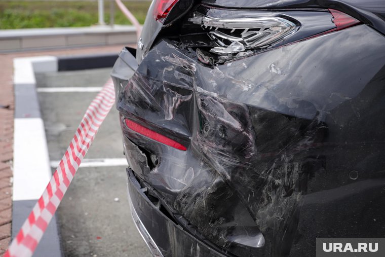 В Кургане произошло массовое ДТП на перекрестке Ленина-Карла Маркса. Фото