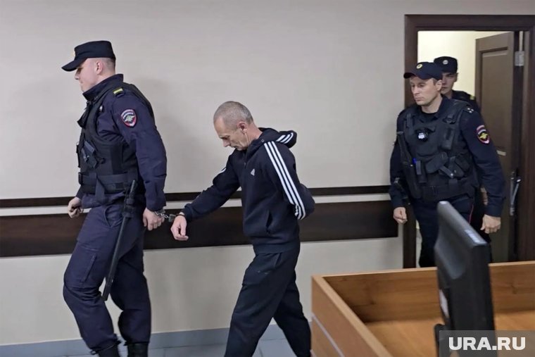 Скрывался на виду 30 лет, держа в страхе студентов: как бывший чиновник оказался барнаульским маньяком