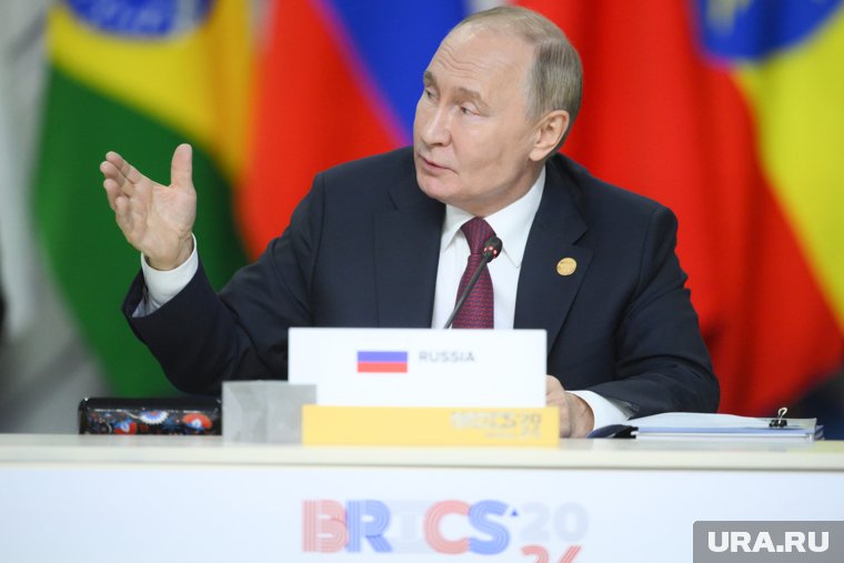 Путин выдержал баланс между интересами БРИКС и ссорой с Западом 