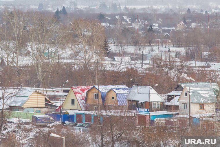 Россияне рискуют остаться без земель уже в сентябре: за что дачников могут лишить имущества