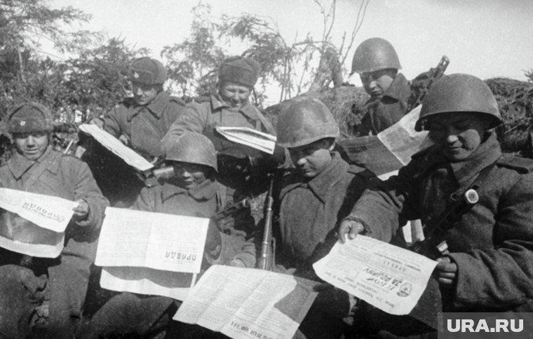 «На войне себя забудь»: как стихи вдохновляли солдат ковать Великую Победу — реальные истории