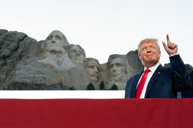 Трамп назвал себя президентом мира после выпадов в адрес России