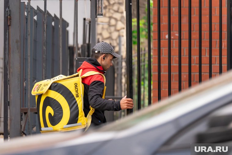 В Госдуме хотят запретить трудовым мигрантам привозить в Россию семьи 