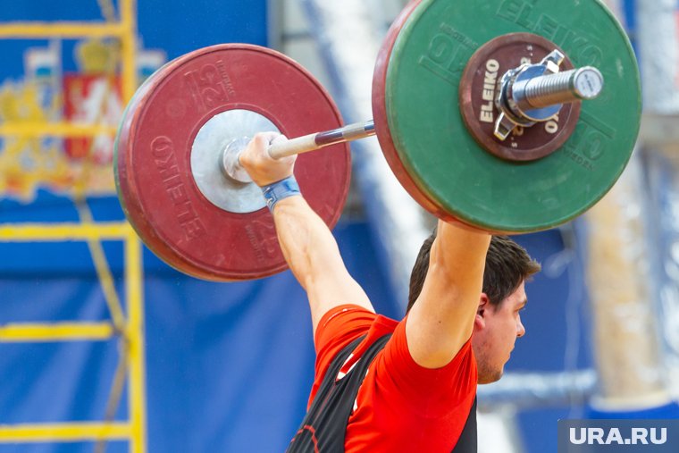 Шадринский тяжелоатлет Сармачев одержал победу на первенстве России. Фото