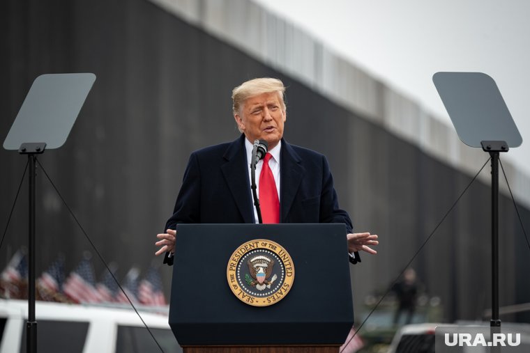 Трамп: Зеленский должен быть готов «что-то подписать» ради сделки