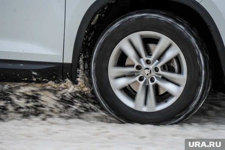 Вильфанд назвал сроки замены летней резины на зимнюю