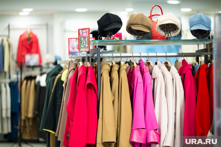 В центре Кургана массово закрываются магазины. Фото