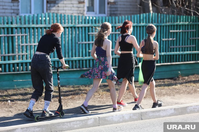 Когда начнутся летние каникулы в 2025 году: за партами осталось сидеть меньше месяца