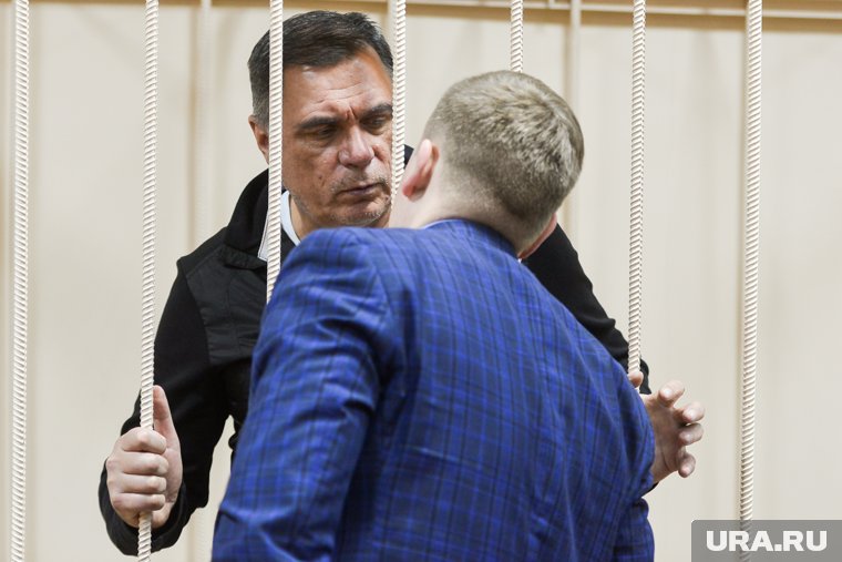 Суд арестовал имущество семьи челябинского экс-депутата на миллиард рублей