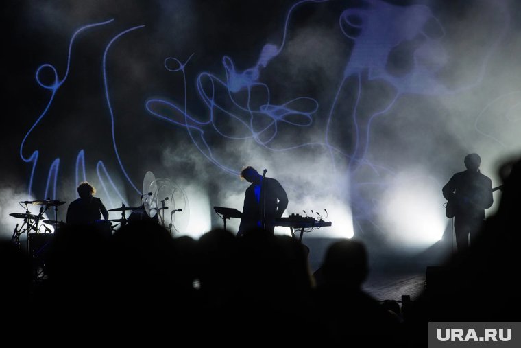 Курганцы погрузятся в атмосферу легендарного десятилетия с хитами и яркими костюмами на вечеринке. Афиша