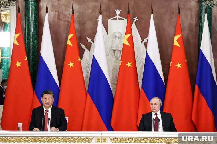 Путин и Си Цзиньпин приняли совместное заявление по сотрудничеству